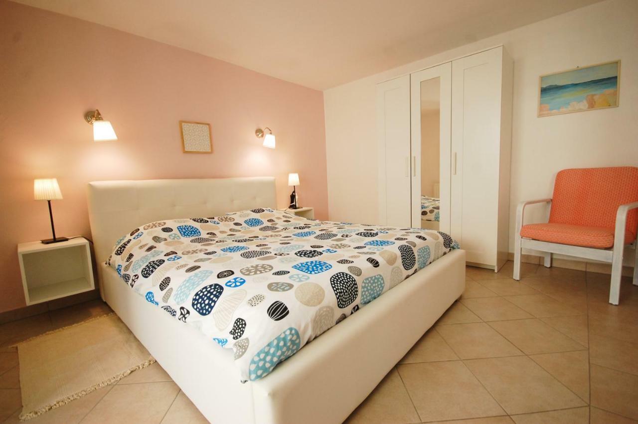 Fisher King Apartments Крк Екстер'єр фото